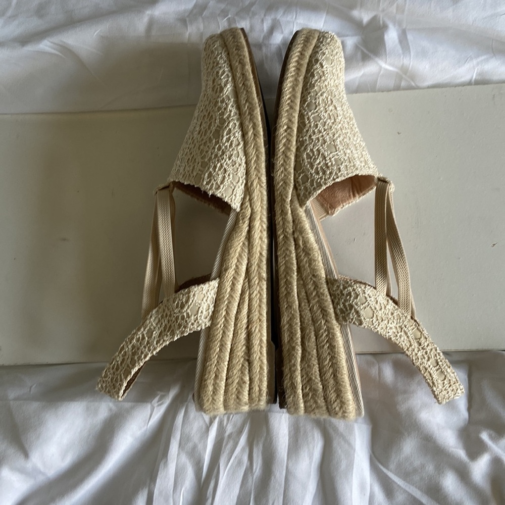Life Stride Women’s Espadrilles Size 9.5 EUC Beige - Picture 4 of 8